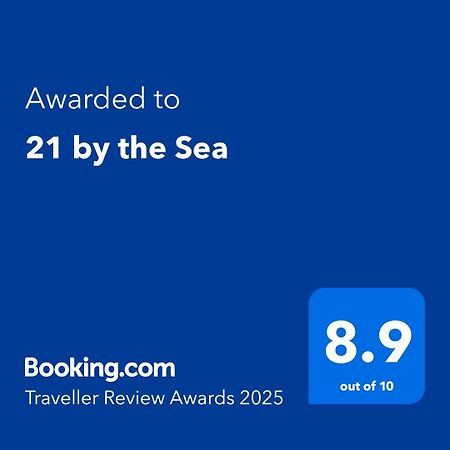 21 By The Sea Apartman Mamaia Kültér fotó