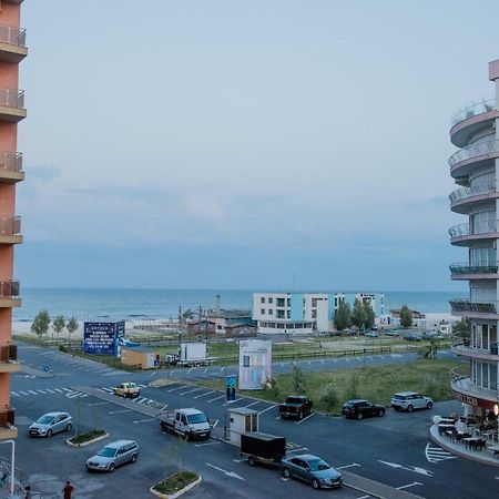 21 By The Sea Apartman Mamaia Kültér fotó