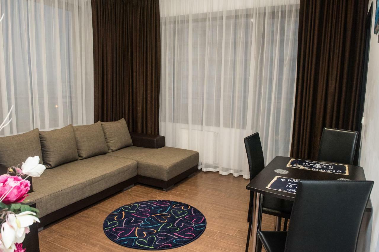 21 By The Sea Apartman Mamaia Kültér fotó